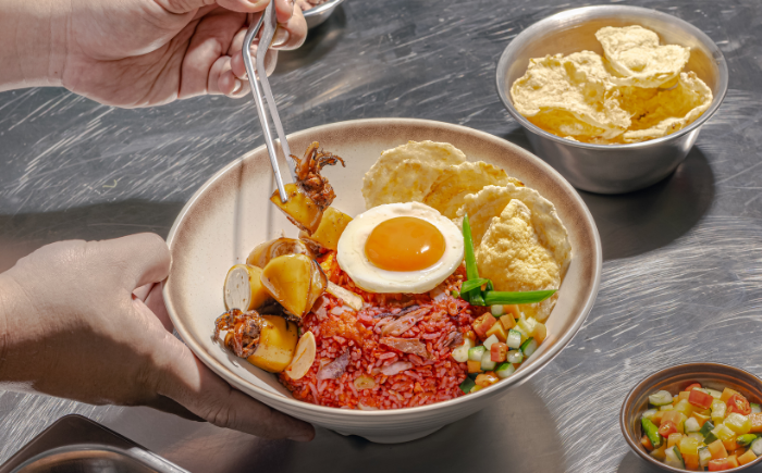 nasi goreng merah dengan telur.png